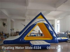 22 kaki slaid air terapung